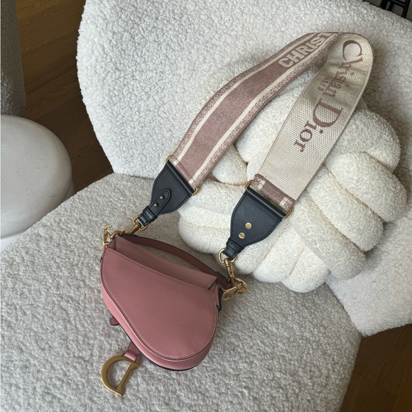 Authentic CHRISTIAN DIOR 2018 Mini Saddle Bag (guitar strap not included) - Picture 3 of 13